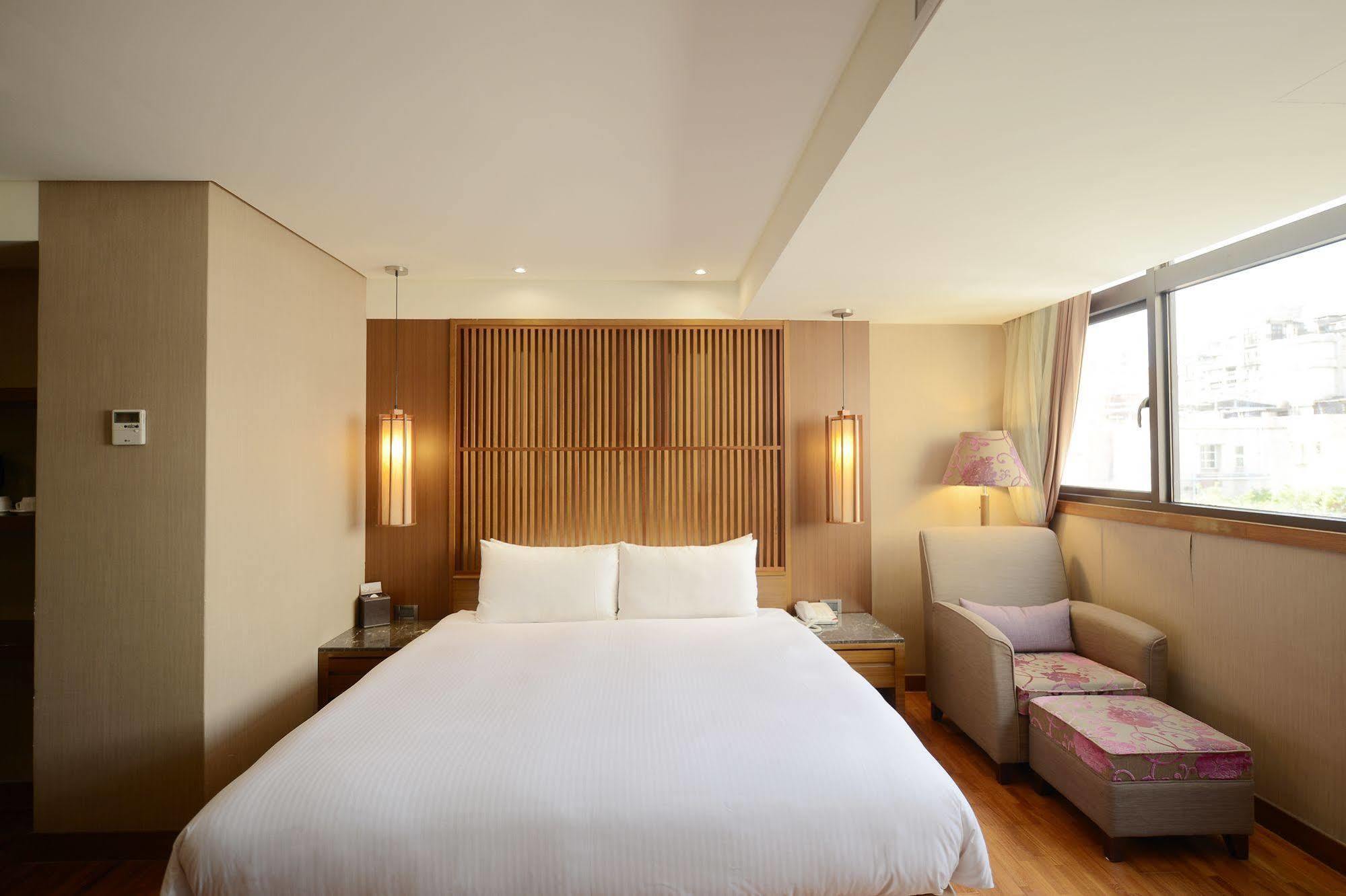 Guide Hotel Taipei Bade Экстерьер фото